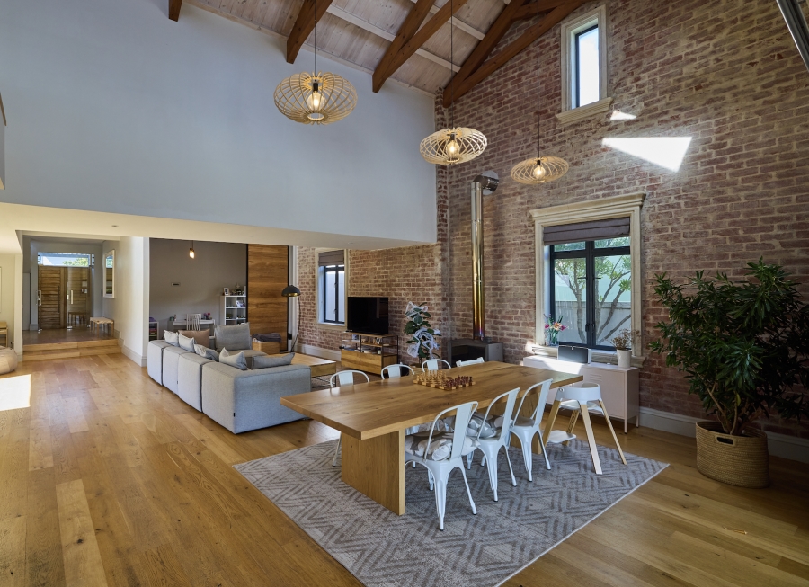 5 Bedroom Property for Sale in Lake Michelle Western Cape